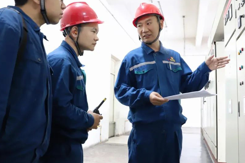 1602212704378693AbWj.jpg 640-12.jpg